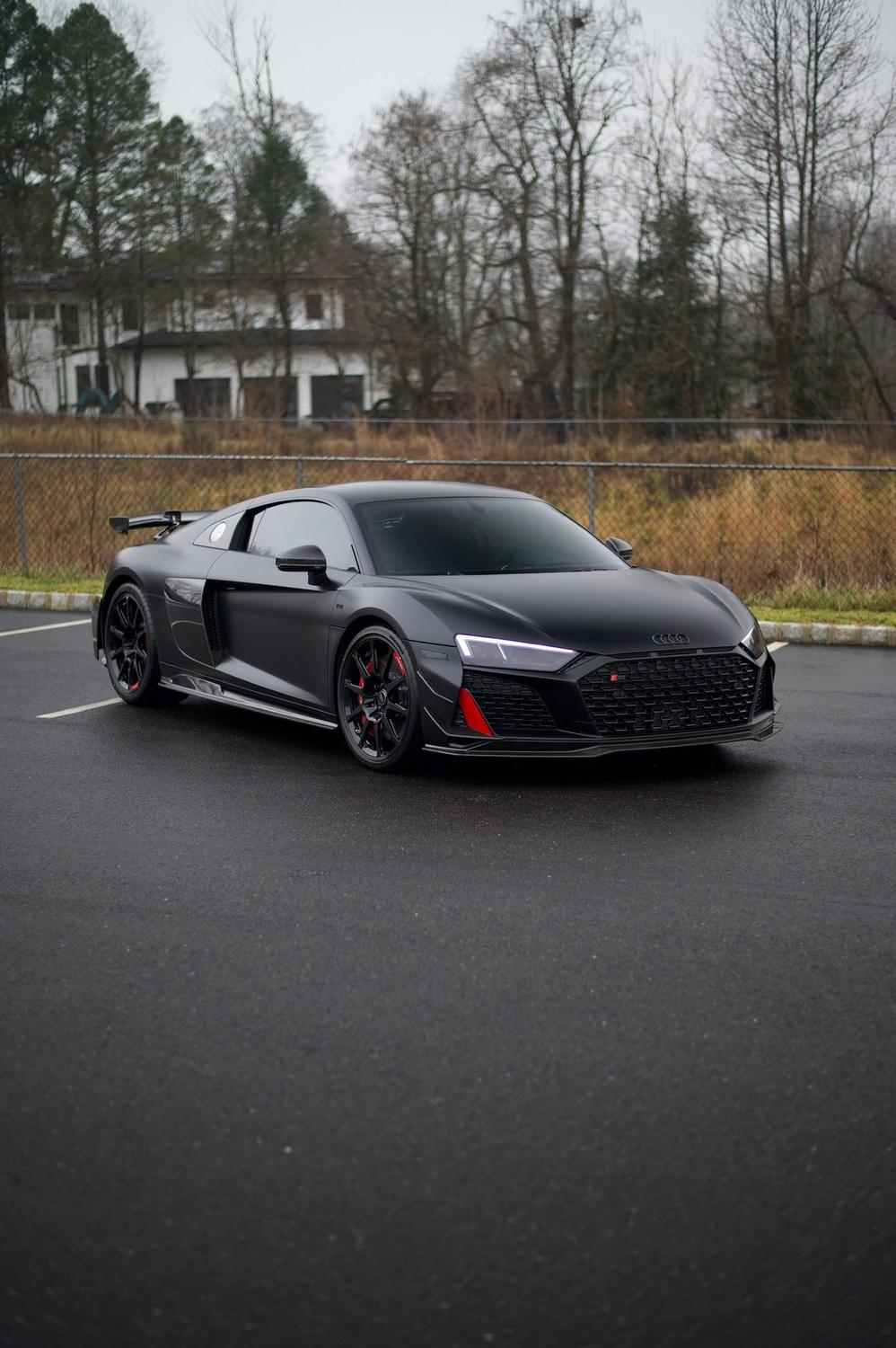 Satin wrap · Audi R8