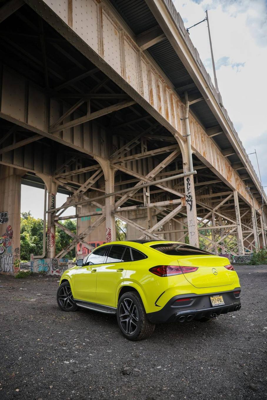 Fluorescent wrap · Mercedes GLE Coupe