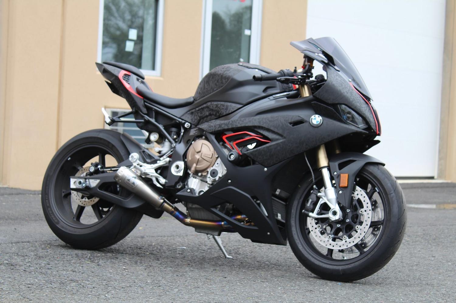 Blacked-out build · sport bike