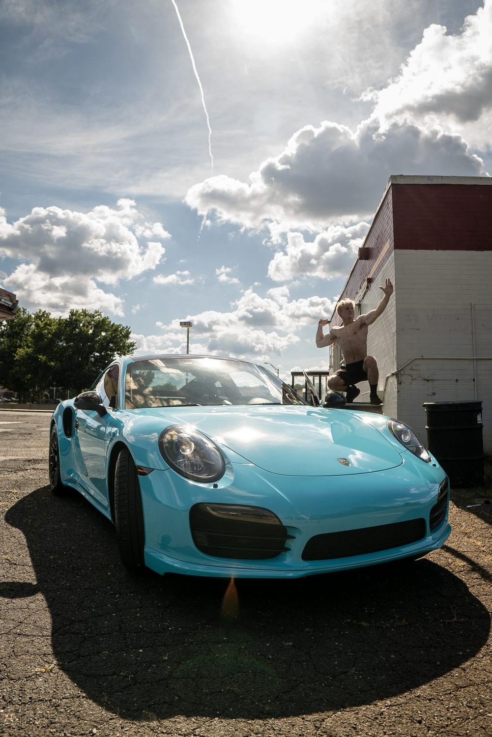 Tiffany color-change wrap · Porsche 911