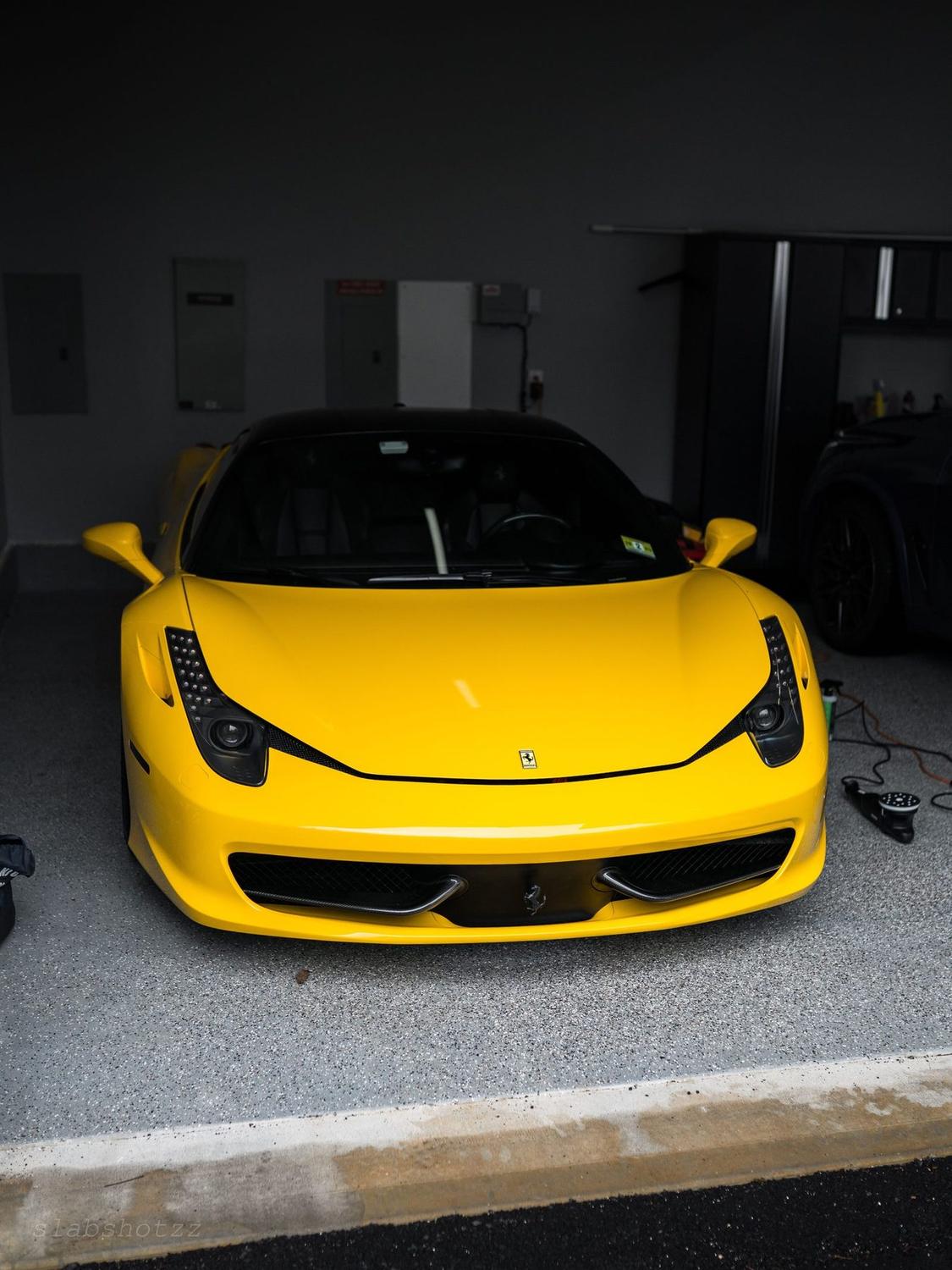 Giallo wrap · Ferrari 458